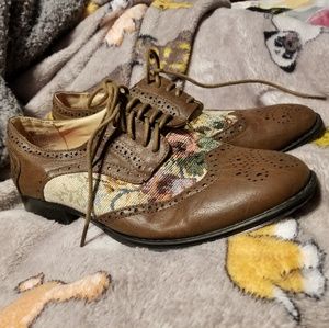 Stylish floral brown oxford brogues flats